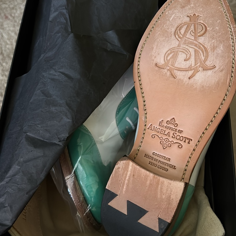 Angela Scott Wingtips Shoe - Picture 4 of 7